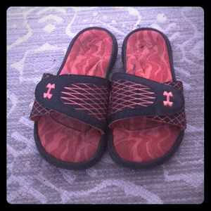 Under armor memory foam slides